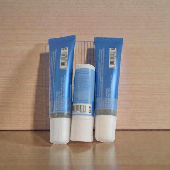 Bath & Body Works - Set of 3 - Birthday Frosting - 2 Lip Glosses & 1 Balm - NWT - Picture 2 of 2